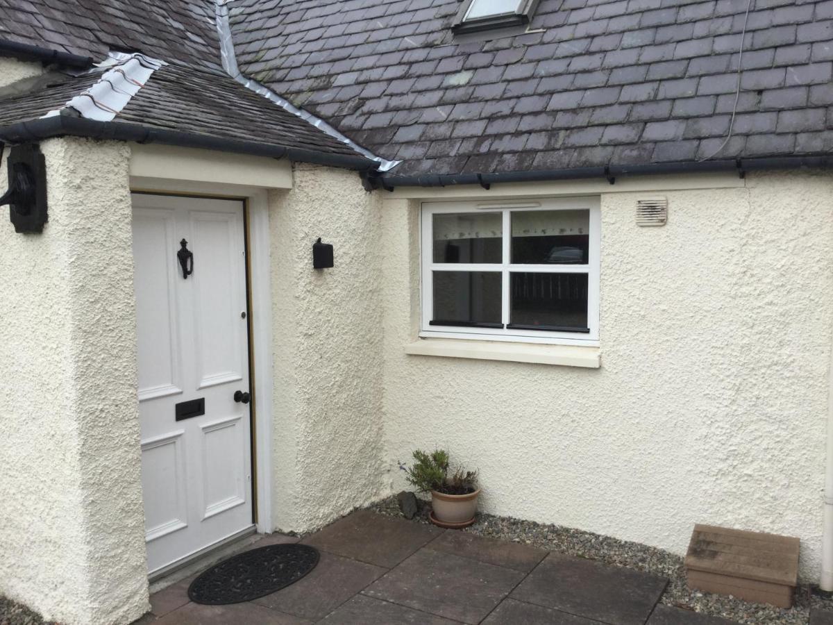 Three-Bedroom Old Cottage Free Parking Inverness Exteriör bild