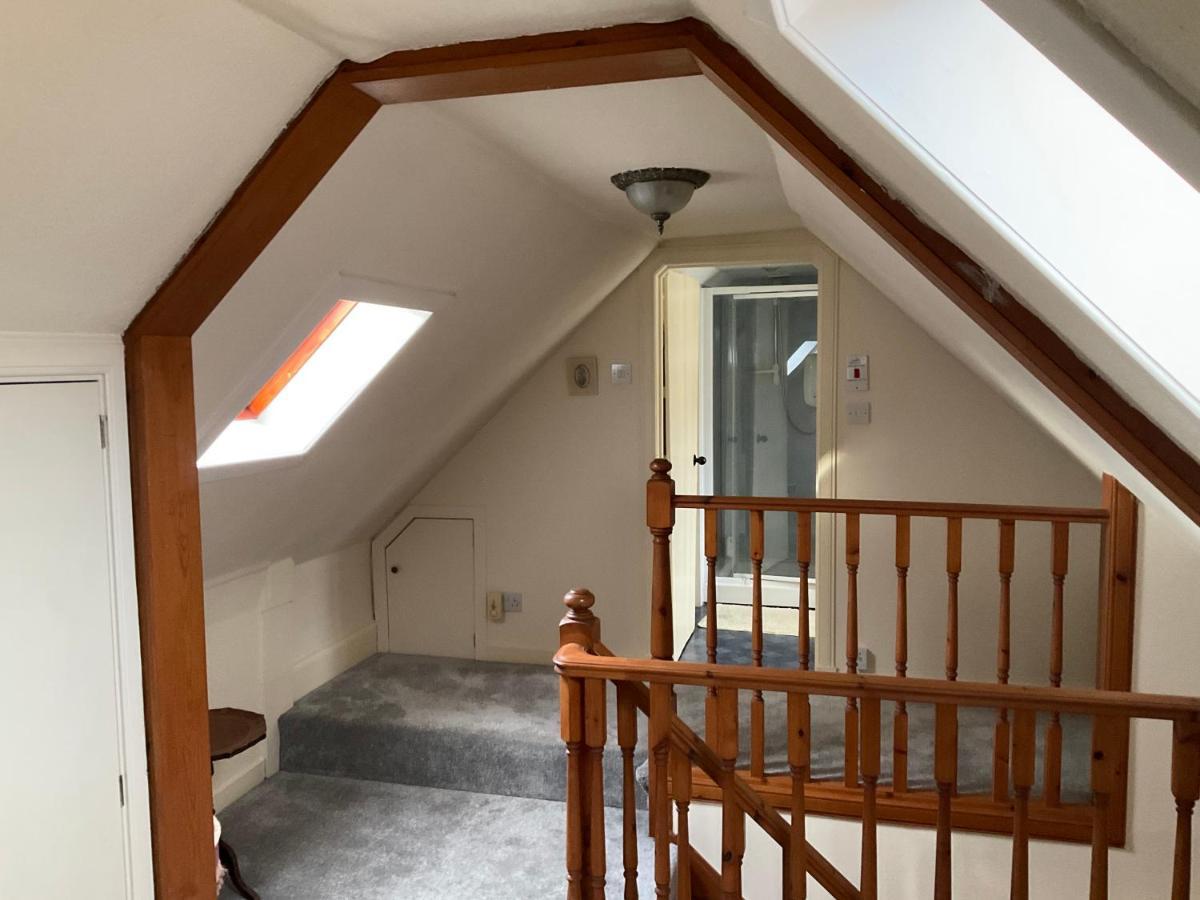 Three-Bedroom Old Cottage Free Parking Inverness Exteriör bild